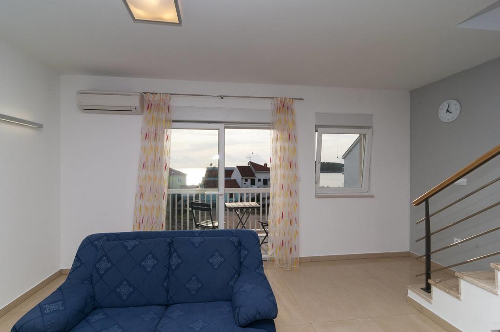 Apartment David روغوزنيكا الغرفة الصورة